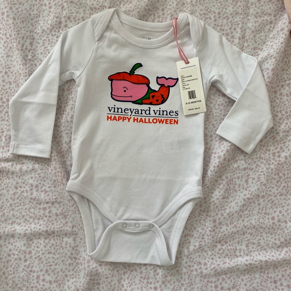 COPY - Vineyard vines Baby bodysuit Pumpkin 🎃 New 6-12 M